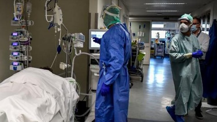 Пикът на ковид заразата отминава. Тревогата остава – висока смъртност!