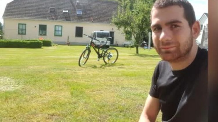 Патриотично и с колело: Тодор тръгна от Берлин към Шипка