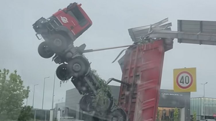 Собственикът на камиона, катастрофирал край Пловдив, излезе с уточнение за инцидента