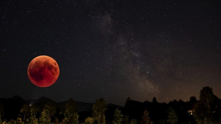 "Червената Луна" ни прави по-нервни и агресивни 