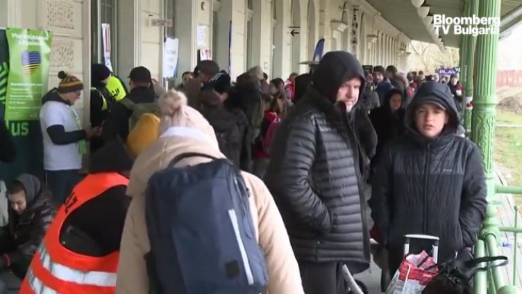 Във Варна хазяите взимат по 2 депозита от украинските наематели