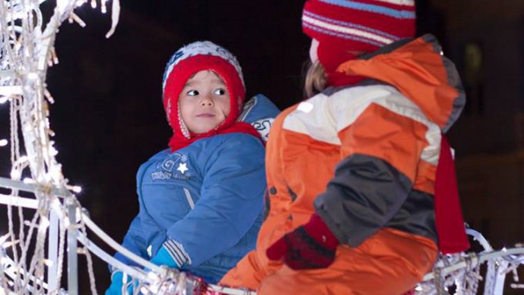 Как да отговорим на странните детски въпроси за Дядо Коледа