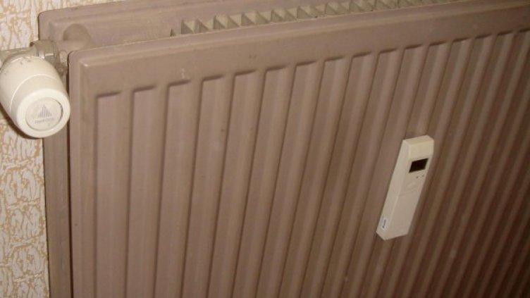 Парното и топлата вода поевтиняват... ама не съвсем