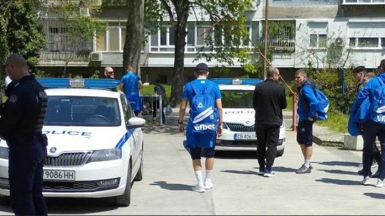 Драма в родния футзал! Левски обвини Варна Сити в провокации