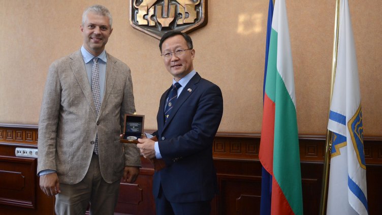 Варна може да се побратими с южнокорейския град Пусан