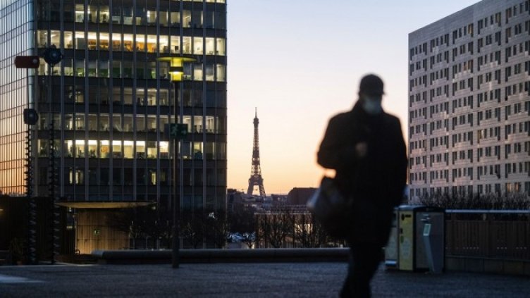 Франция готви трети локдаун