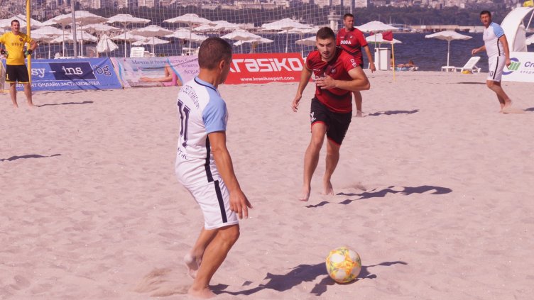 МФК "Спартак", СА-МВР и "Свети Никола" с победи в суперфиналите на плажния футбол във Варна