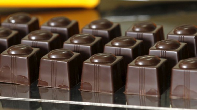 На две бонбонки „пияни вишни“ и КАТ ви води пияни