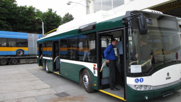 Ученичка спаси припаднал тролейбусен шофьор
