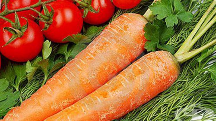 Кои зеленчуци са по-полезни сготвени, отколкото сурови