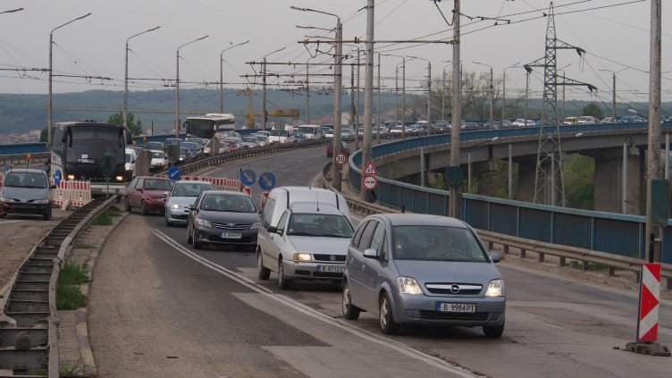Завардиха пътища край Варна заради избягалия затворник