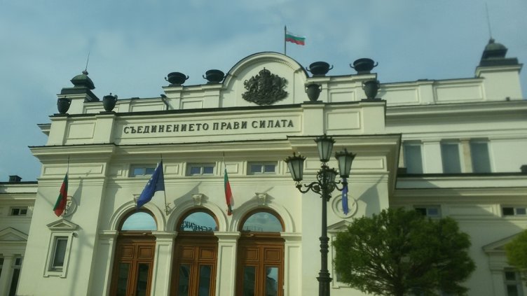 Спец прокурор ще разследва главния