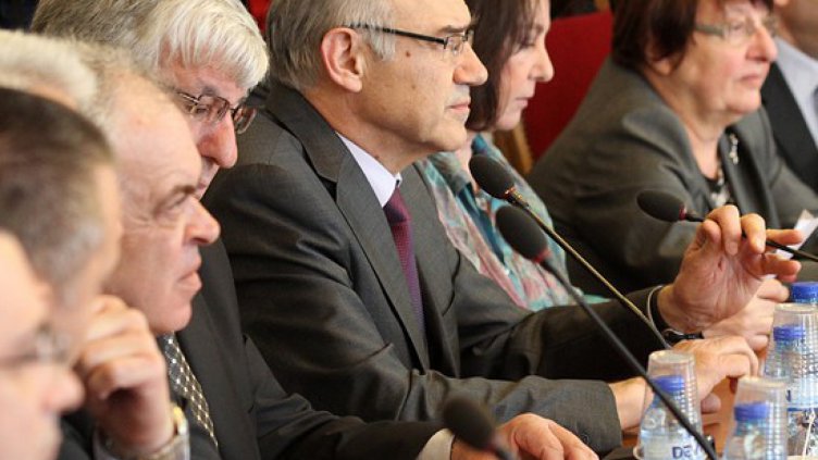 КЕВР премести ценовия период за тока с 1 месец