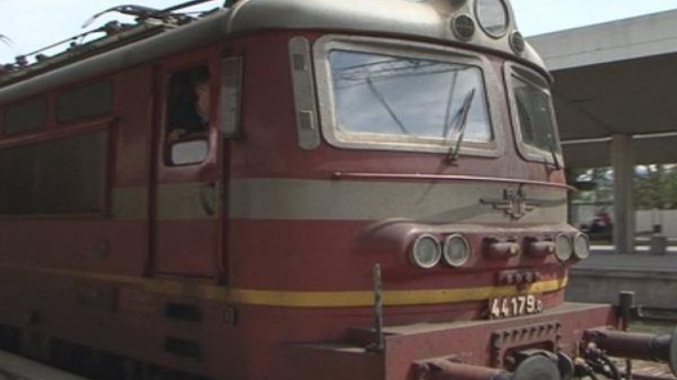 Голям ремонт спира влаковете между Карлово и Антон за месеци  