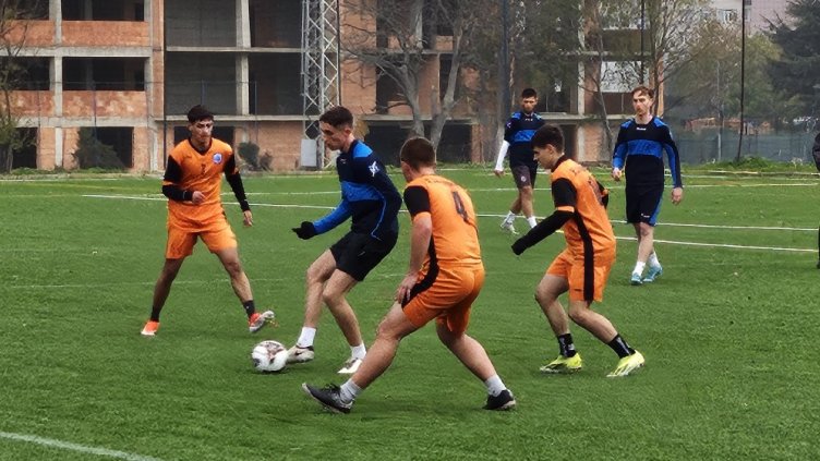 СУЕО "А. С. Пушкин" шампиони по футбол 7 за 11-12 клас