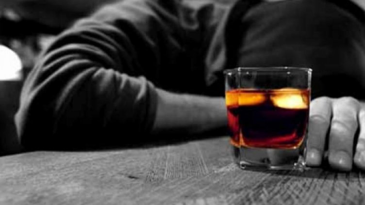 Хванаха пиян шофьор на автобус, готвел се да кара деца на екскурзия