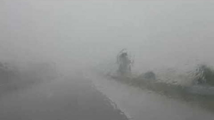 Силна буря обърка движението на АМ „Тракия” (Видео)