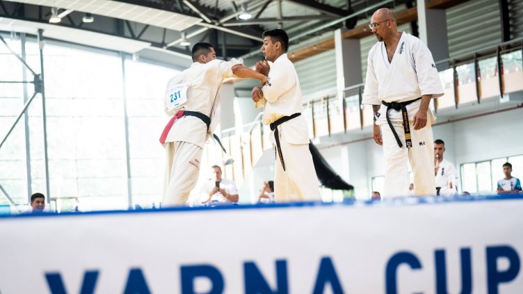 Гледайте на живо Световна купа “Варна” 2025