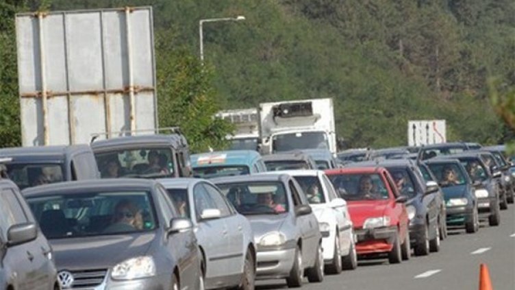 2 км опашка от желаещи да отидат в Гърция се образува на Кулата и Илинден