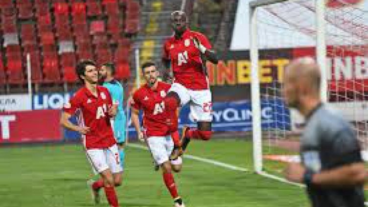 В Сърбия ни се смеят: ЦСКА срещу ЦСКА? Цирк в България!