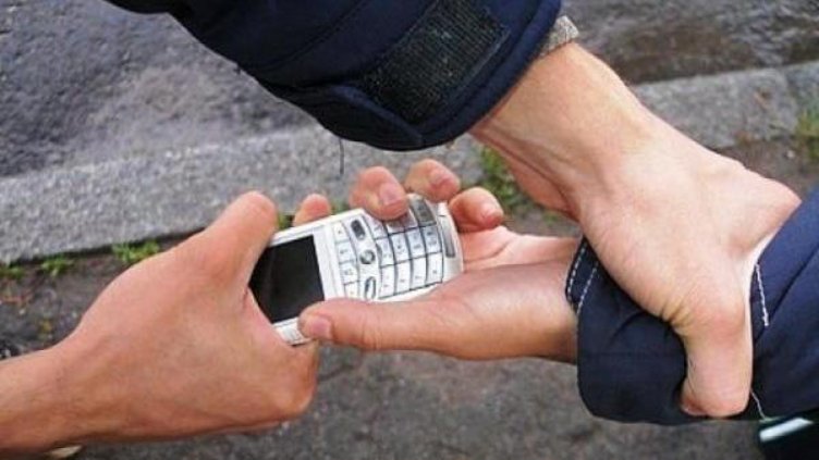 Съдят рецидивист, ограбил ученик във Варна