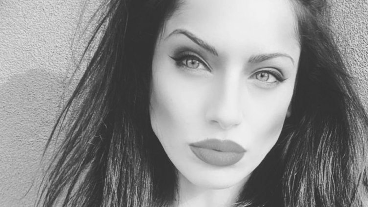 Коя е българската двойничка на Анджелина Джоли? 