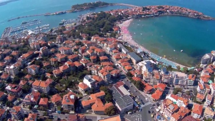 Руснаци без созополски мераци! Не могат да дойдат, продават имотите си