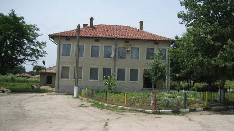 Пуснаха варненския кмет, стрелял с пушка по съселянин заради жена