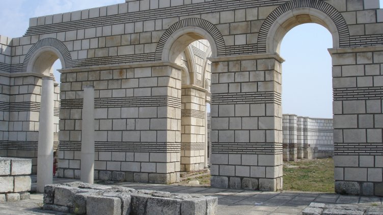 Започнаха разкопките на Голямата базилика в Плиска