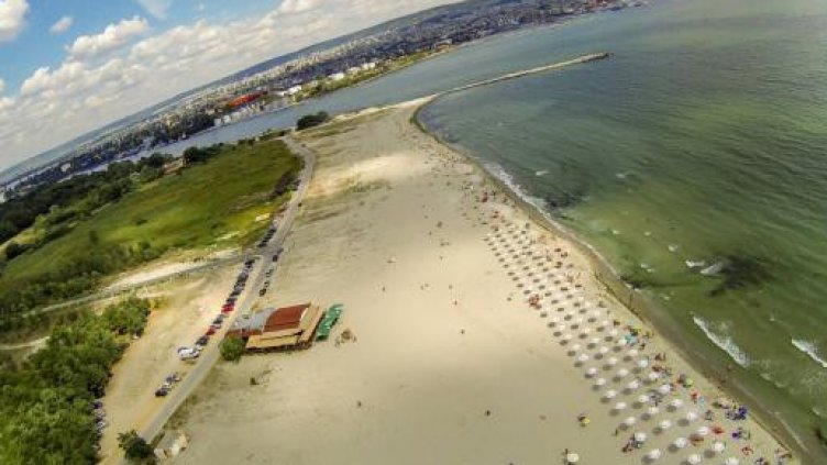 Засега: Няма резервации за родното море за началото на летния сезон