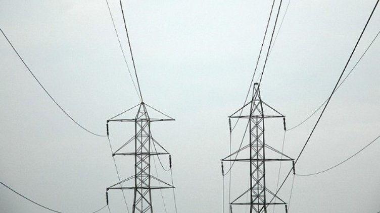 До 3% скача цената на тока, но кога?