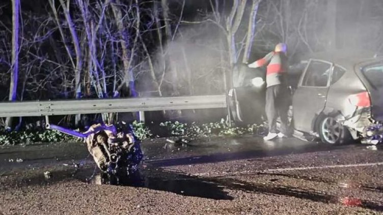 Младеж е потрошен, след зверската катастрофа с 3 коли край Варна