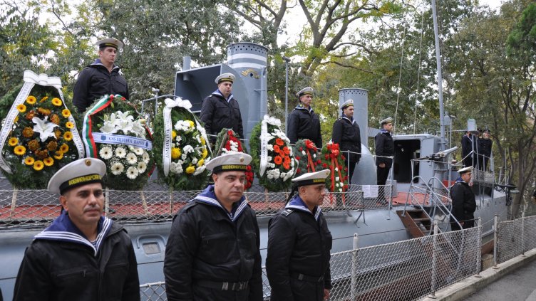 снимки: Пламен Гутинов