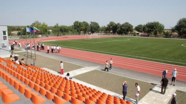 По новата програма за селските райони няма да се строят големи стадиони в селата
