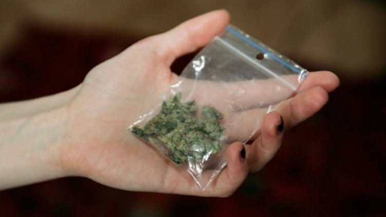 Заловиха трима с марихуана само за ден във Варна