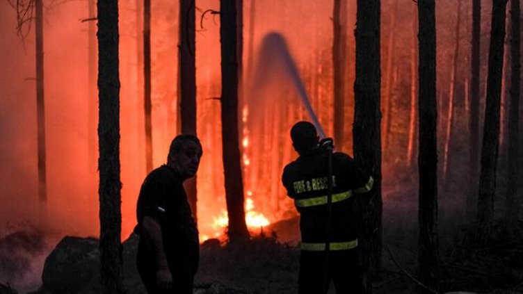 Пожар спря движението на влакове между Стара Загора и Горна Оряховица