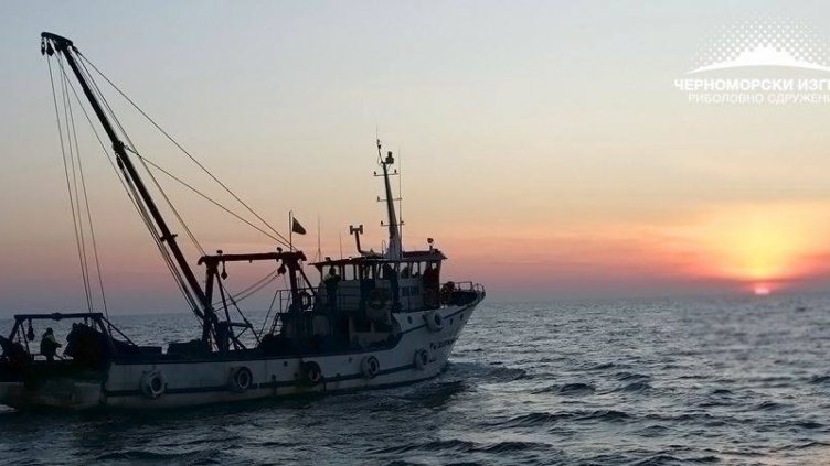 Рибарите ще помагат на учените със своите кораби.