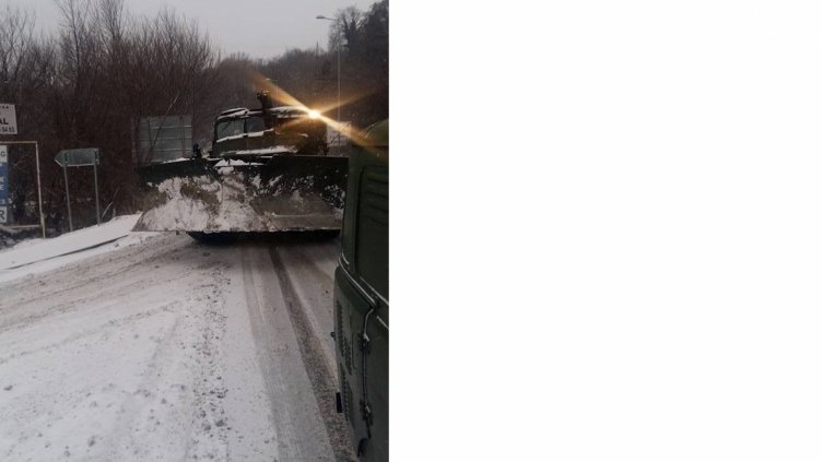 Вятърът навява преспи до 2 м. Павлова зове: Не пътувайте  