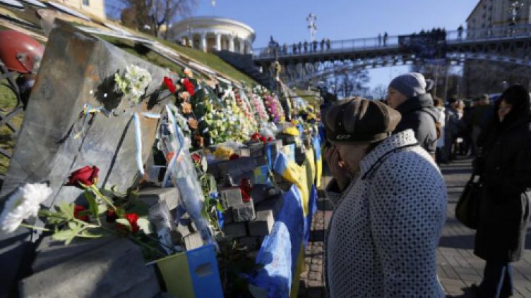 Украйна почита жертвите на Евромайдана