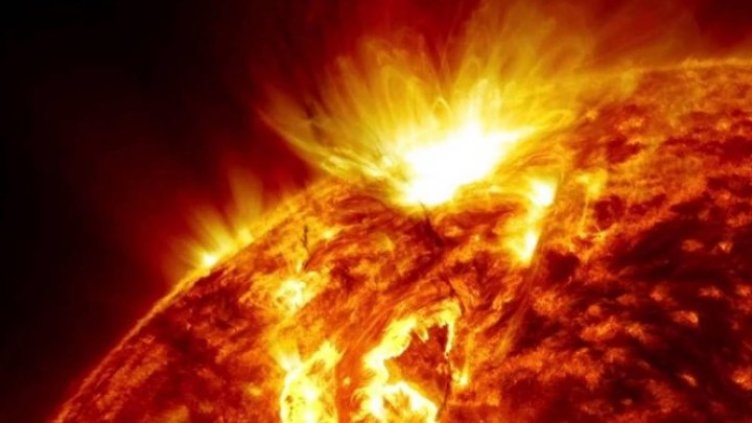 Днес започва най-мощната магнитна буря за септември