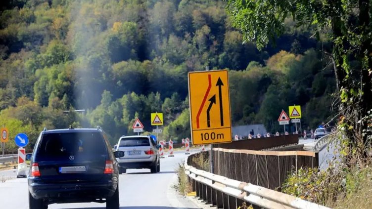 Ограничават движението в тръбата за Варна на тунел "Правешки ханове"