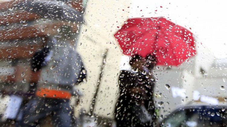 Посрещаме майските празници с есенно време