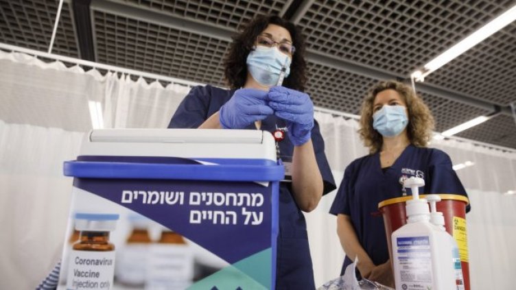 В Израел ще ваксинират всички до март