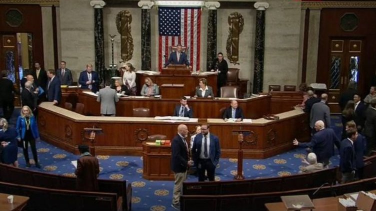 Конгресът на САЩ одобри $61 млрд. военна помощ за Украйна