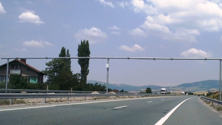 От днес годишната винетка поевтинява с 10 лв.