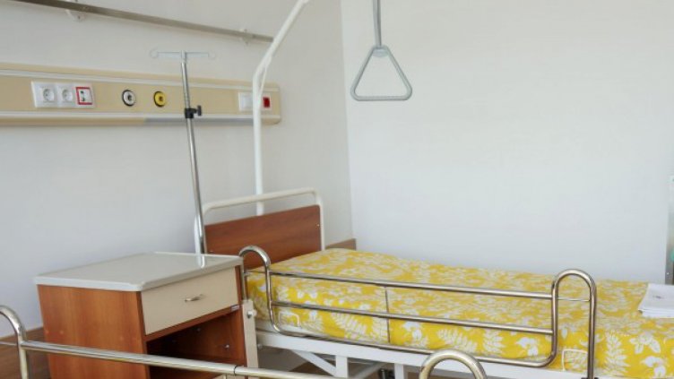 Извадиха 12-килограмов тумор от корема на жена