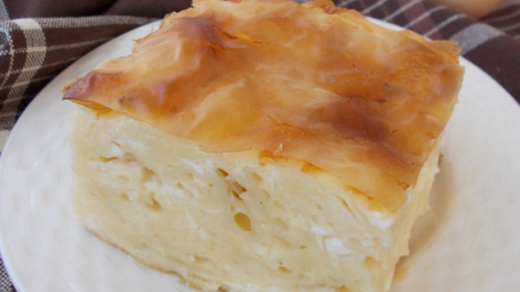 Баница със сирене, яйца и прясно мляко