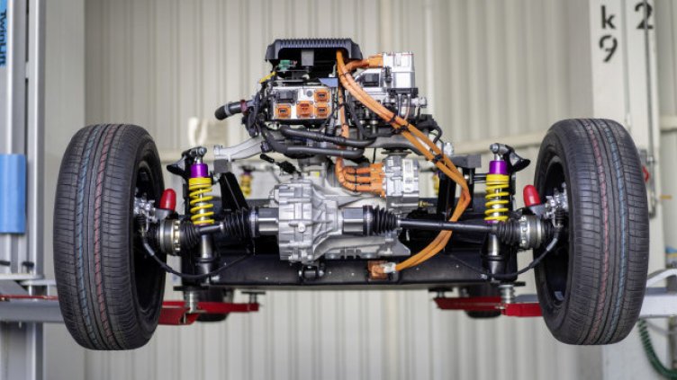 Обръщаш колата си на ток и получаваш помощ от 3500 евро. У нас ли?