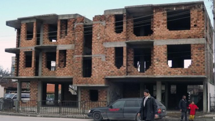 Бездомник е намерен мъртъв в изоставена сграда в Силистра