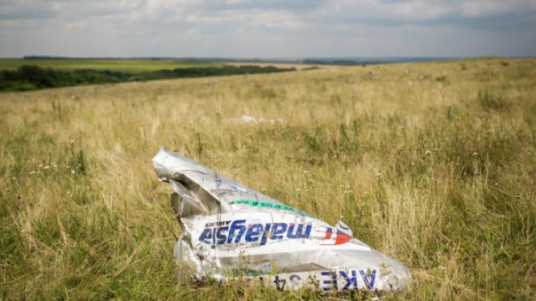 &quot;Боингът&quot; бил свален от изтребител, а не от земята